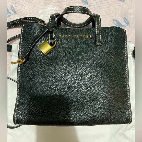 Marc Jacobs black mini grind 🖤 - Picture 5 of 16